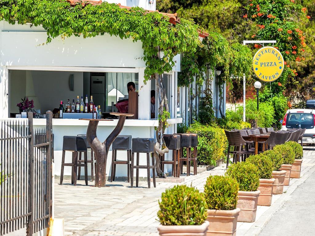 Xenios Dolphin Beach Hotel Possidi Exterior photo