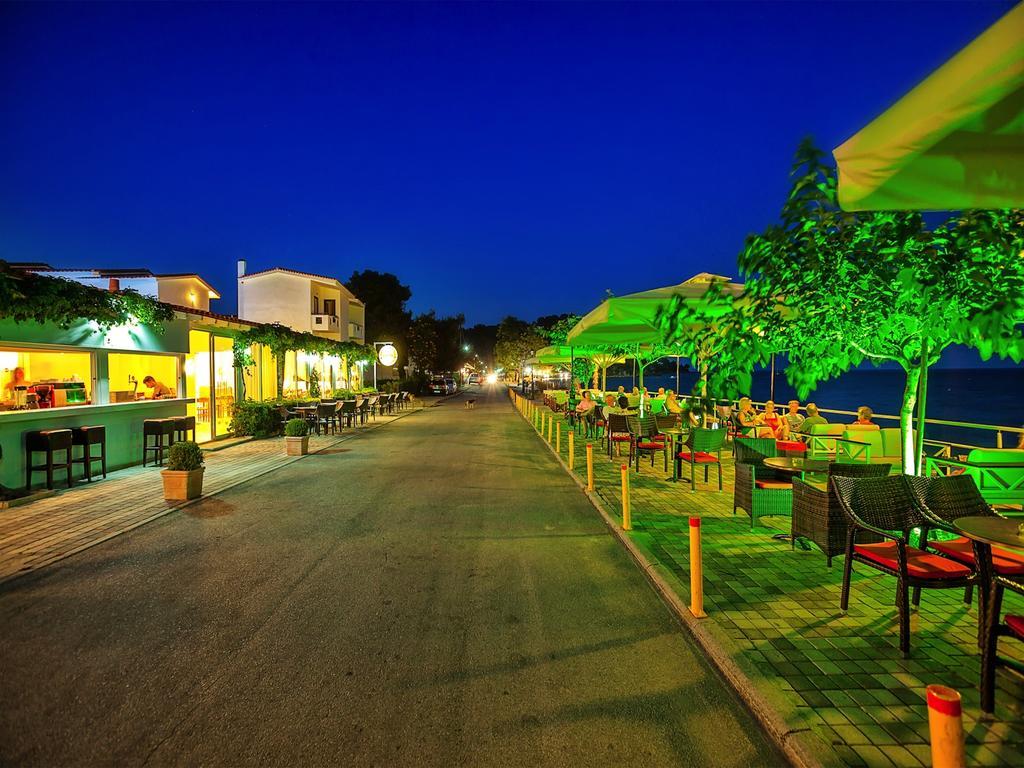 Xenios Dolphin Beach Hotel Possidi Exterior photo