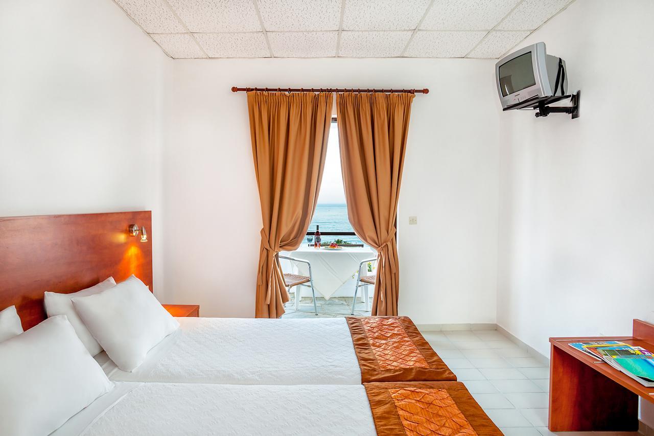 Xenios Dolphin Beach Hotel Possidi Exterior photo