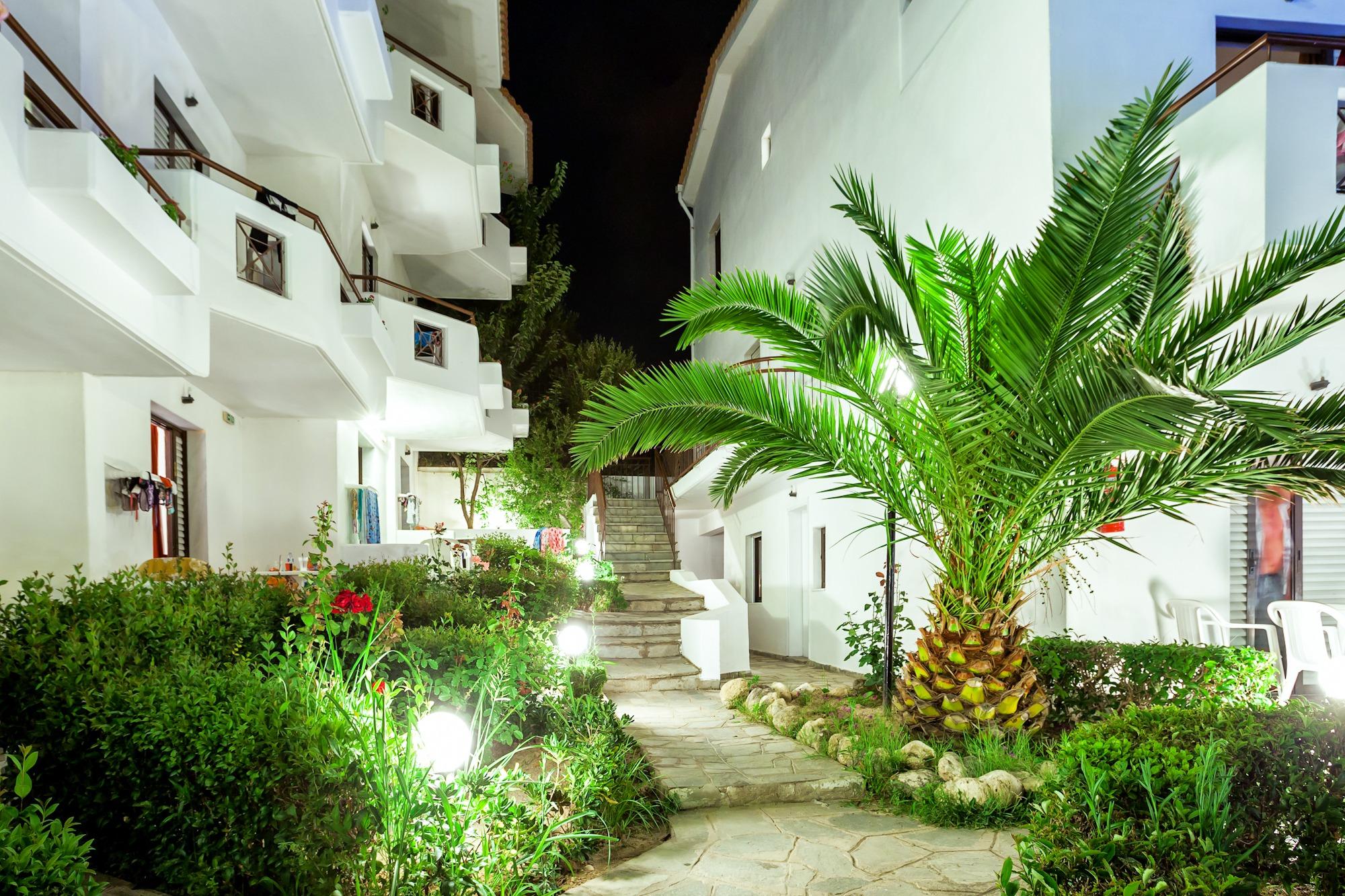 Xenios Dolphin Beach Hotel Possidi Exterior photo